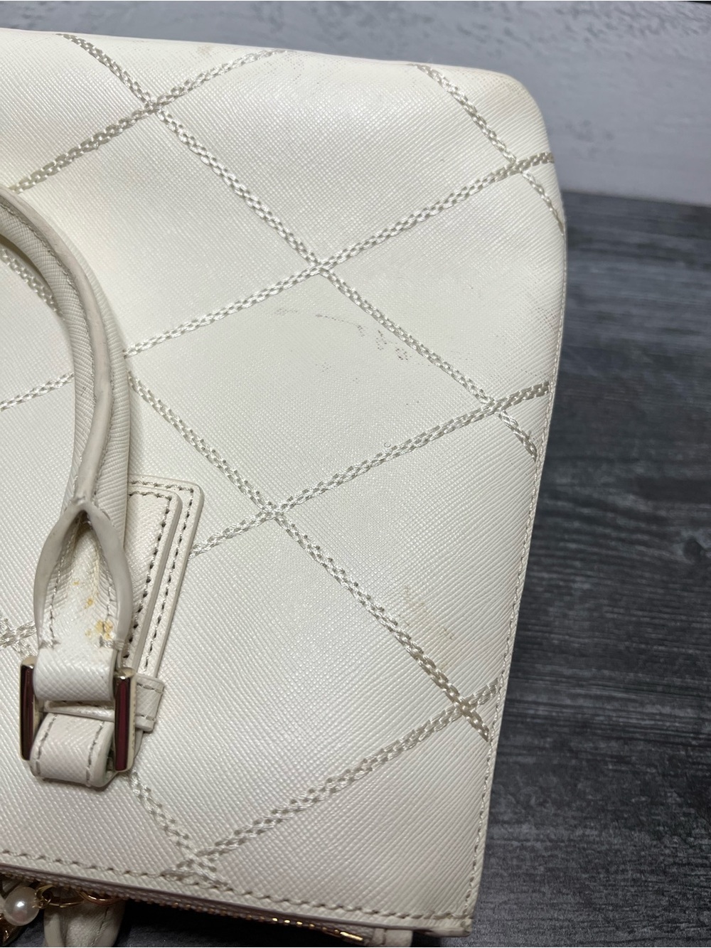 Tory Burch Cream Quilted Leather Satchel with Pearl & Gold Chain Strap - Picture 7 of 10